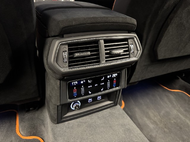 LAMBORGHINI URUS 2025 Image 67