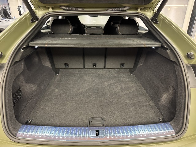 LAMBORGHINI URUS 2025 Image 71