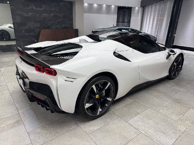 FERRARI SF90 SPIDER 2023 Image 19