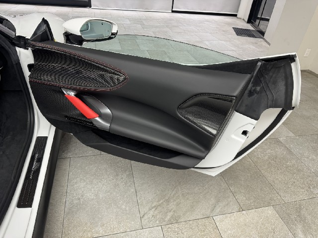 FERRARI SF90 SPIDER 2023 Image 30