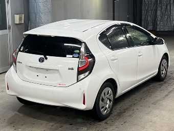 TOYOTA AQUA 2020 Image 5