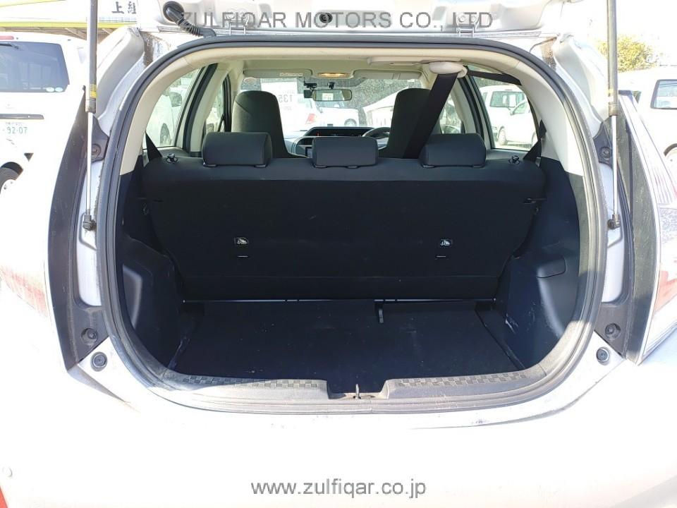 TOYOTA AQUA 2019 Image 7