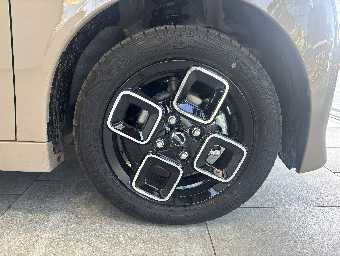 NISSAN ROOX 2025 Image 12