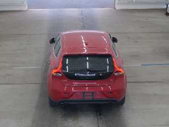 VOLVO V40 2016 Image 3