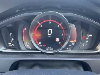 VOLVO V40 2016 Image 6