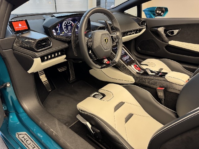 LAMBORGHINI HURACAN 2021 Image 23