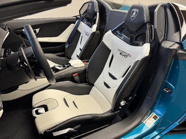 LAMBORGHINI HURACAN 2021 Image 25