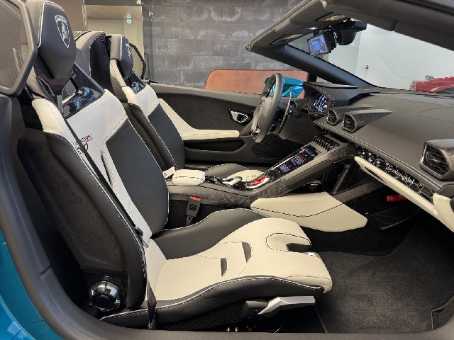 LAMBORGHINI HURACAN 2021 Image 28