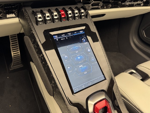 LAMBORGHINI HURACAN 2021 Image 52