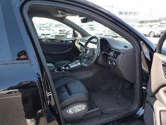 PORSCHE MACAN 2023 Image 5