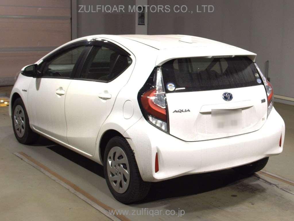 TOYOTA AQUA 2019 Image 4