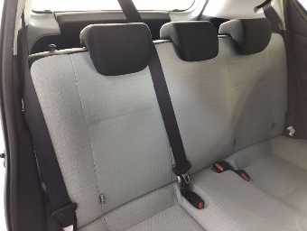 TOYOTA AQUA 2019 Image 7