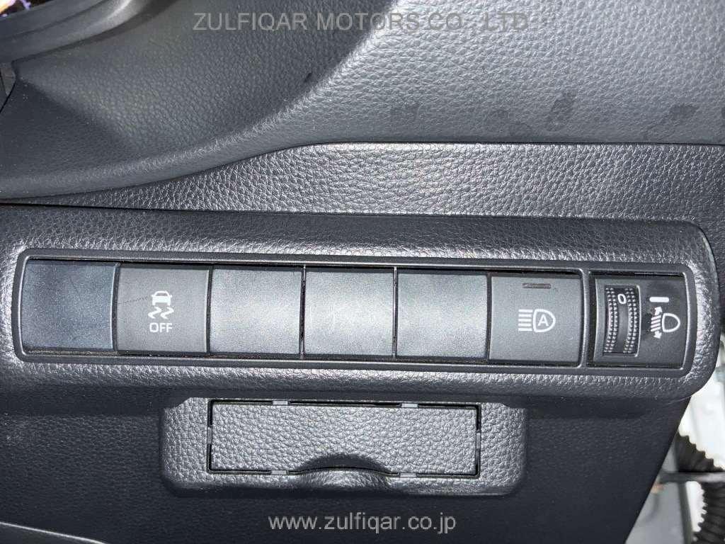 TOYOTA COROLLA TOURING 2020 Image 12
