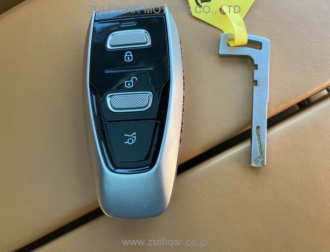 ASTON MARTIN OTHER 2021 Image 9