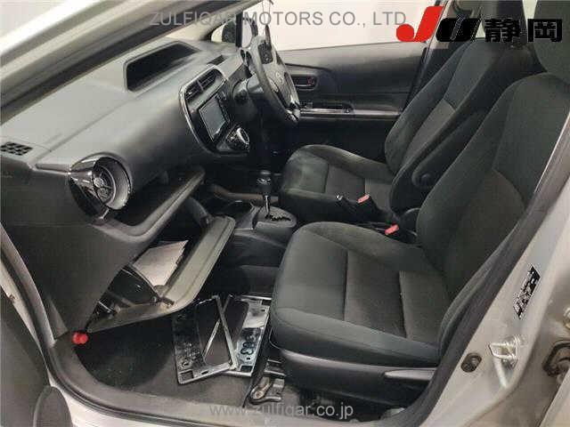 TOYOTA AQUA 2019 Image 6