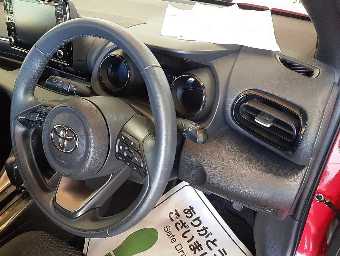 TOYOTA YARIS 2020 Image 9