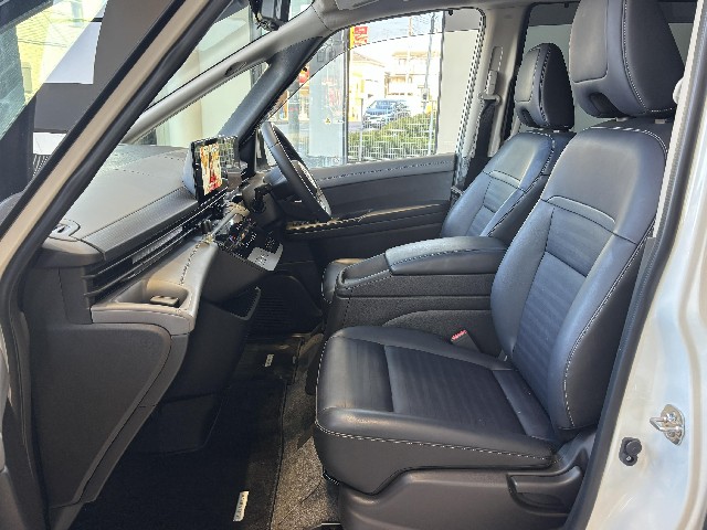 NISSAN SERENA 2023 Image 33