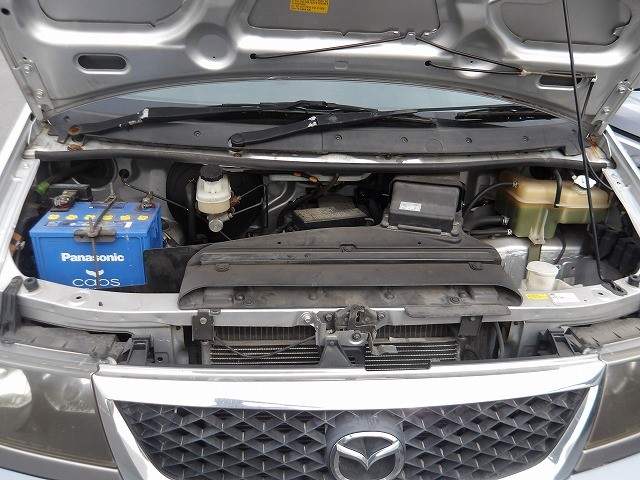 MAZDA BONGO FRIENDEE 2005 Image 29