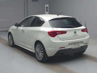 ALFAROMEO GIULIETTA 2015 Image 4