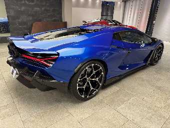 LAMBORGHINI REVUELTO 2024 Image 13