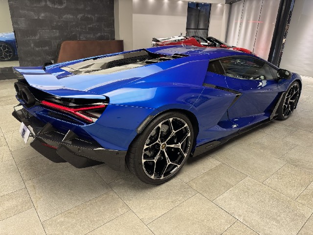 LAMBORGHINI REVUELTO 2024 Image 19