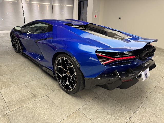 LAMBORGHINI REVUELTO 2024 Image 21
