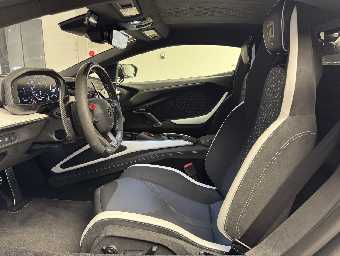 LAMBORGHINI REVUELTO 2024 Image 35