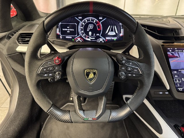 LAMBORGHINI REVUELTO 2024 Image 48