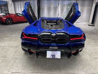 LAMBORGHINI REVUELTO 2024 Image 6