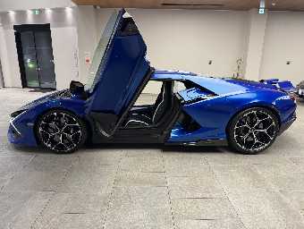 LAMBORGHINI REVUELTO 2024 Image 8