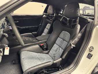 PORSCHE CAYMAN 2022 Image 28