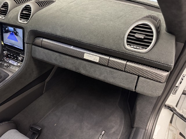 PORSCHE CAYMAN 2022 Image 41