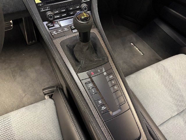 PORSCHE CAYMAN 2022 Image 48