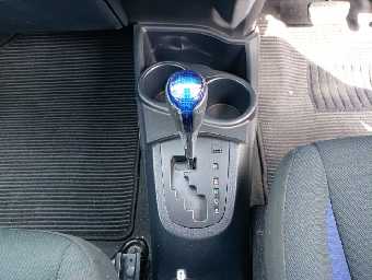 TOYOTA AQUA 2019 Image 11