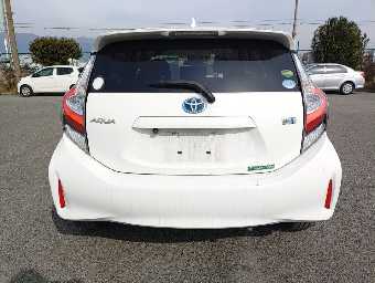 TOYOTA AQUA 2019 Image 3