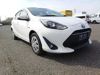 TOYOTA AQUA 2019 Image 6