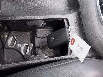 VOLKSWAGEN GOLF 2011 Image 10