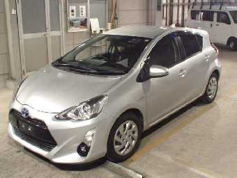 TOYOTA AQUA 2015 Image 4