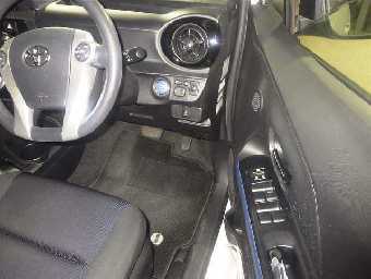 TOYOTA AQUA 2015 Image 7