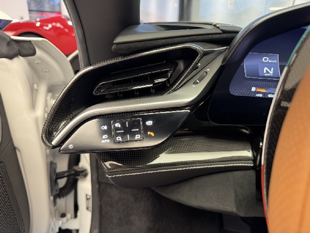 FERRARI SF90 SPIDER 2024 Image 50