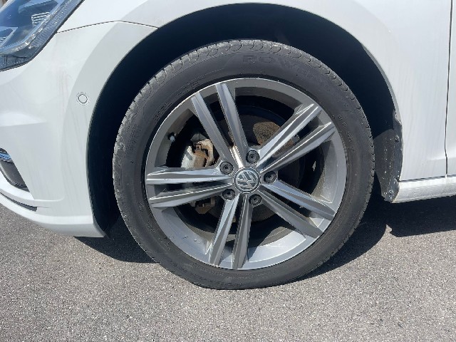 VOLKSWAGEN GOLF 2019 Image 23