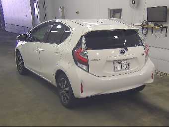 TOYOTA AQUA 2018 Image 5