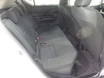 TOYOTA AQUA 2018 Image 7