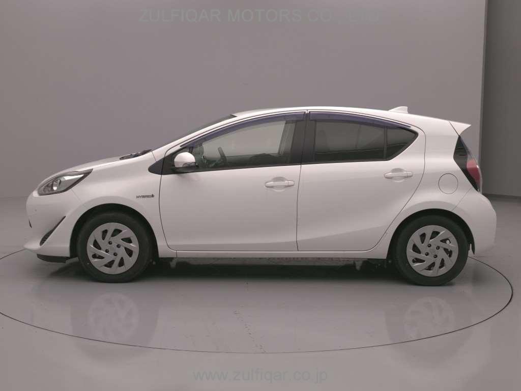 TOYOTA AQUA 2019 Image 5