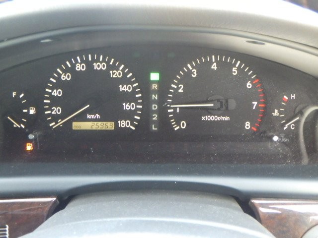 TOYOTA MARK II 1997 Image 24