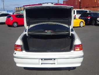 TOYOTA MARK II 1997 Image 11