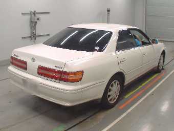 TOYOTA MARK II 1996 Image 2