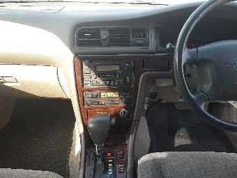 TOYOTA MARK II 1996 Image 9