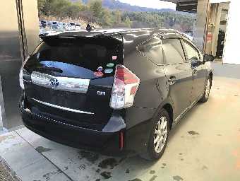 TOYOTA PRIUS ALPHA 2015 Image 4