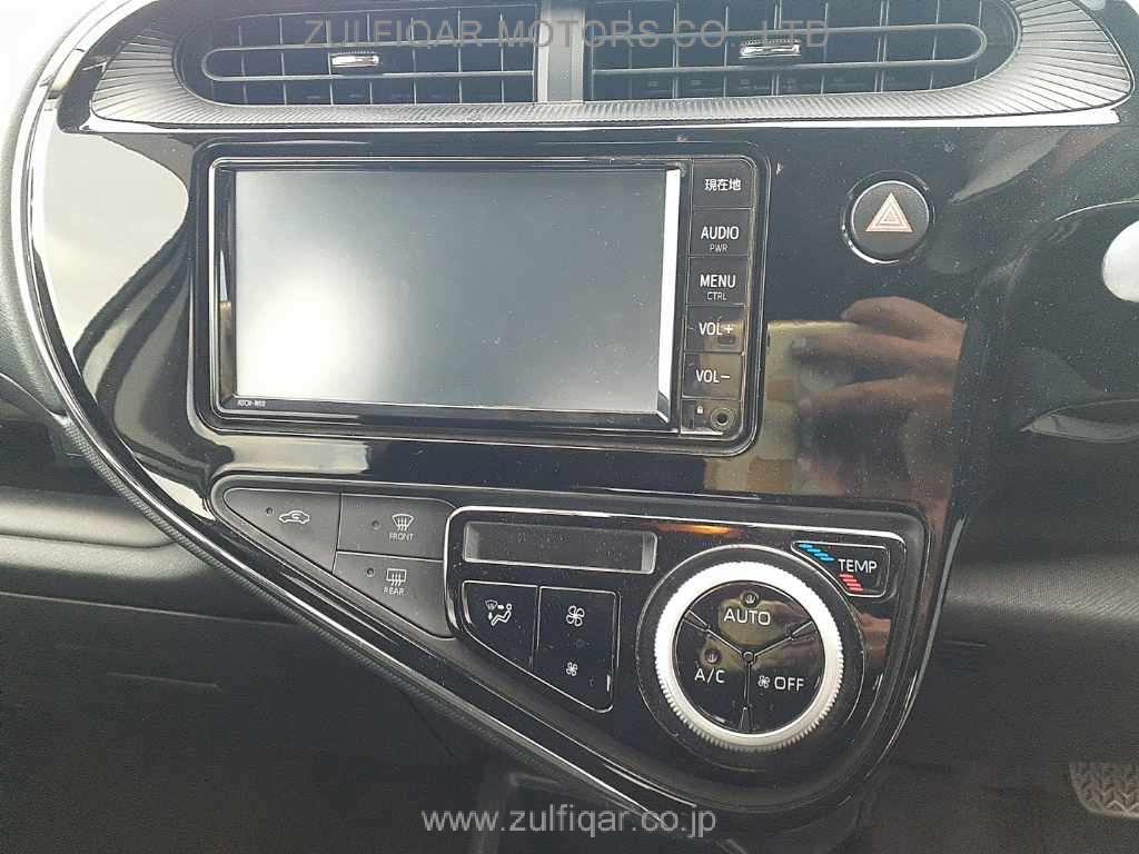 TOYOTA AQUA 2019 Image 12